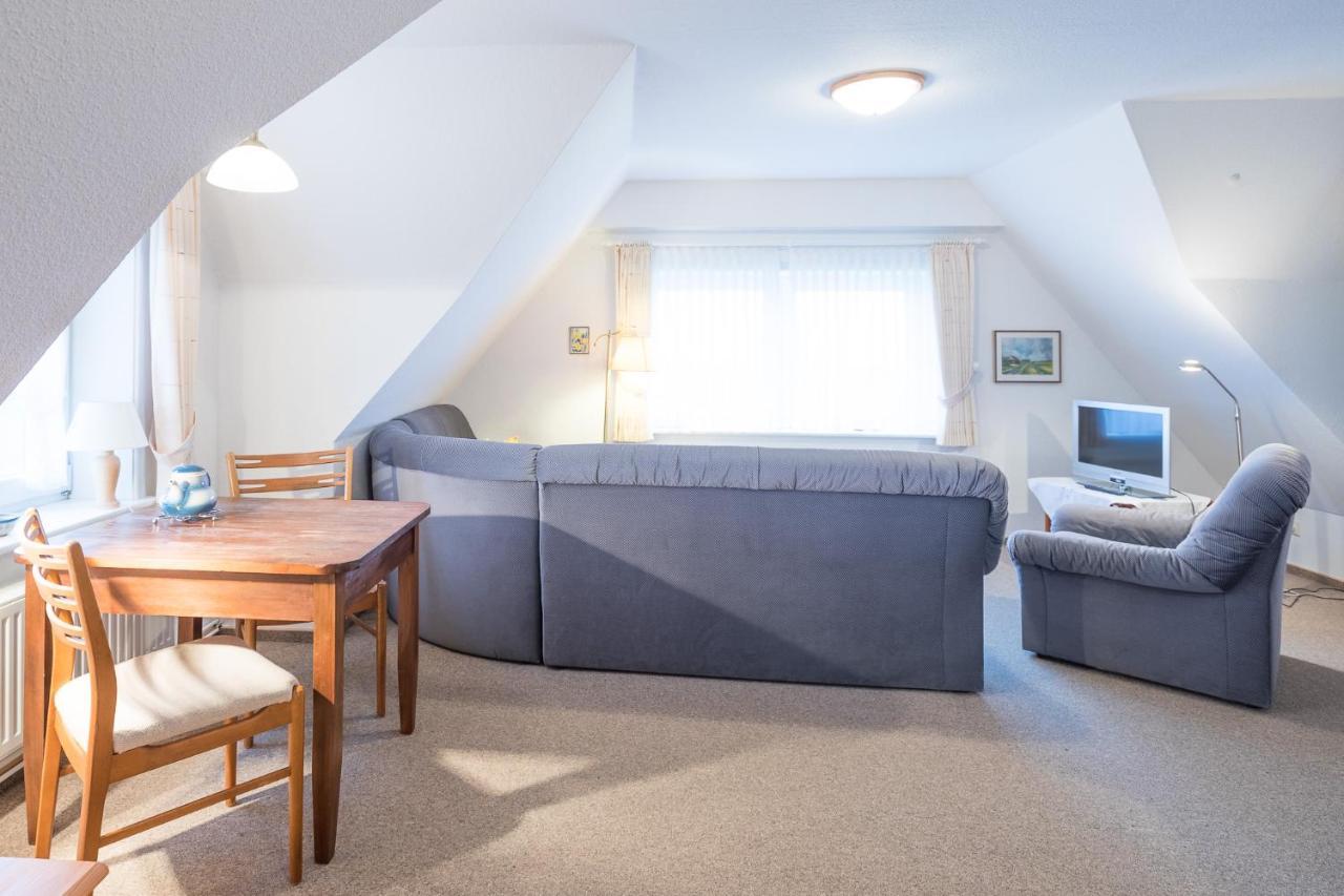 Direkt Am Deich - Ferienwohnung Amrum Im Gaestehaus Am Badedeich Dagebüll Eksteriør billede